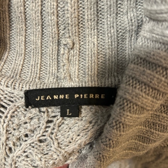 Jeanne Pierre Light Gray Knit Sweater - Picture 3 of 3